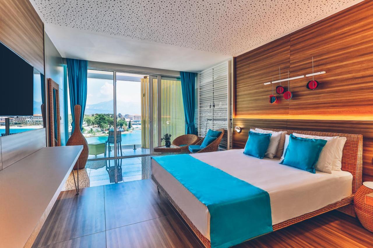 Carine Hotel Kumbor Herceg Novi Exterior foto
