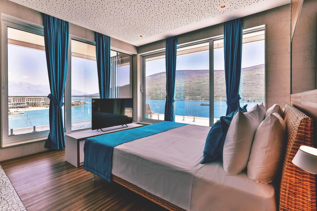 Carine Hotel Kumbor Herceg Novi Exterior foto