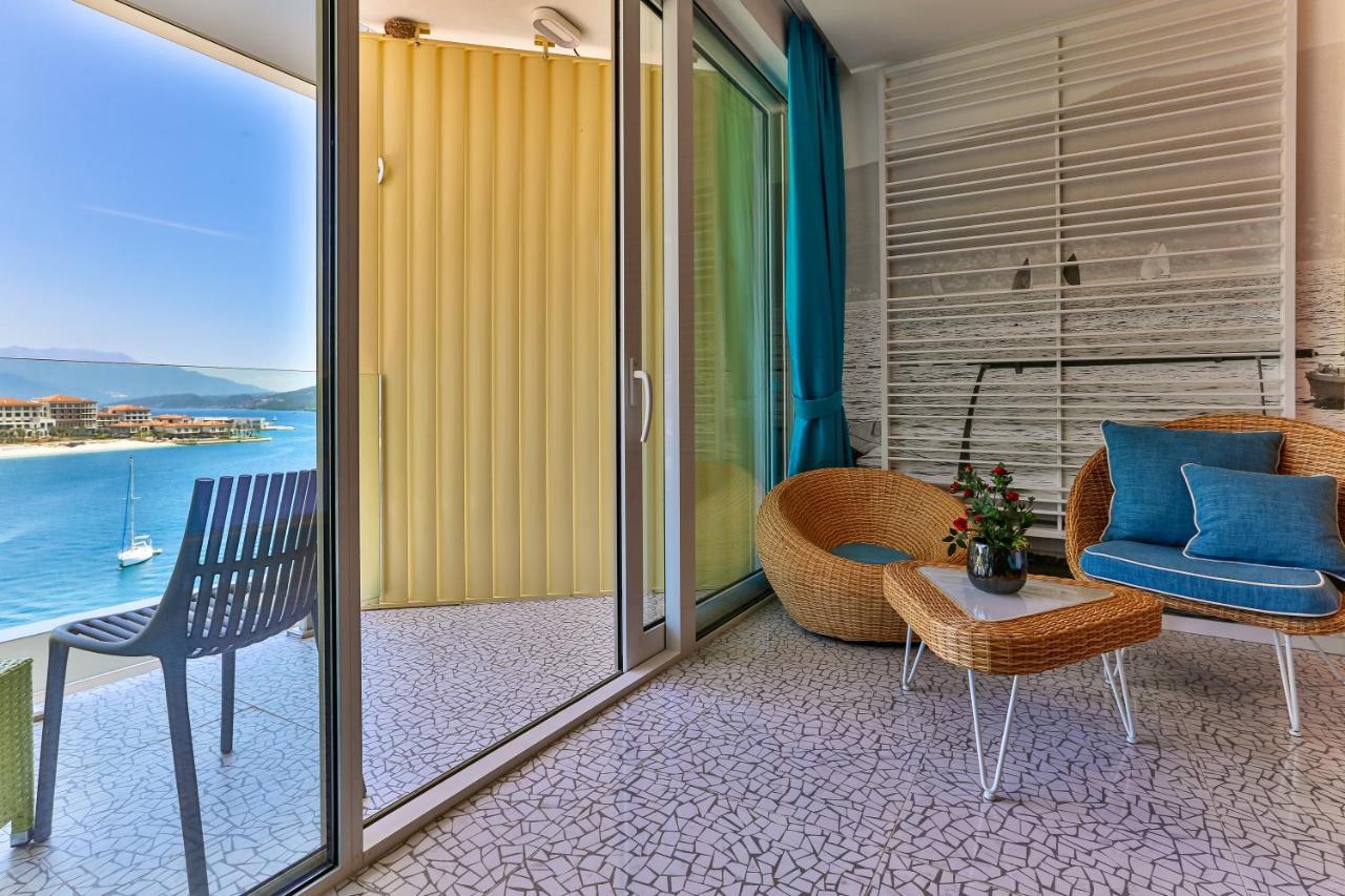 Carine Hotel Kumbor Herceg Novi Exterior foto