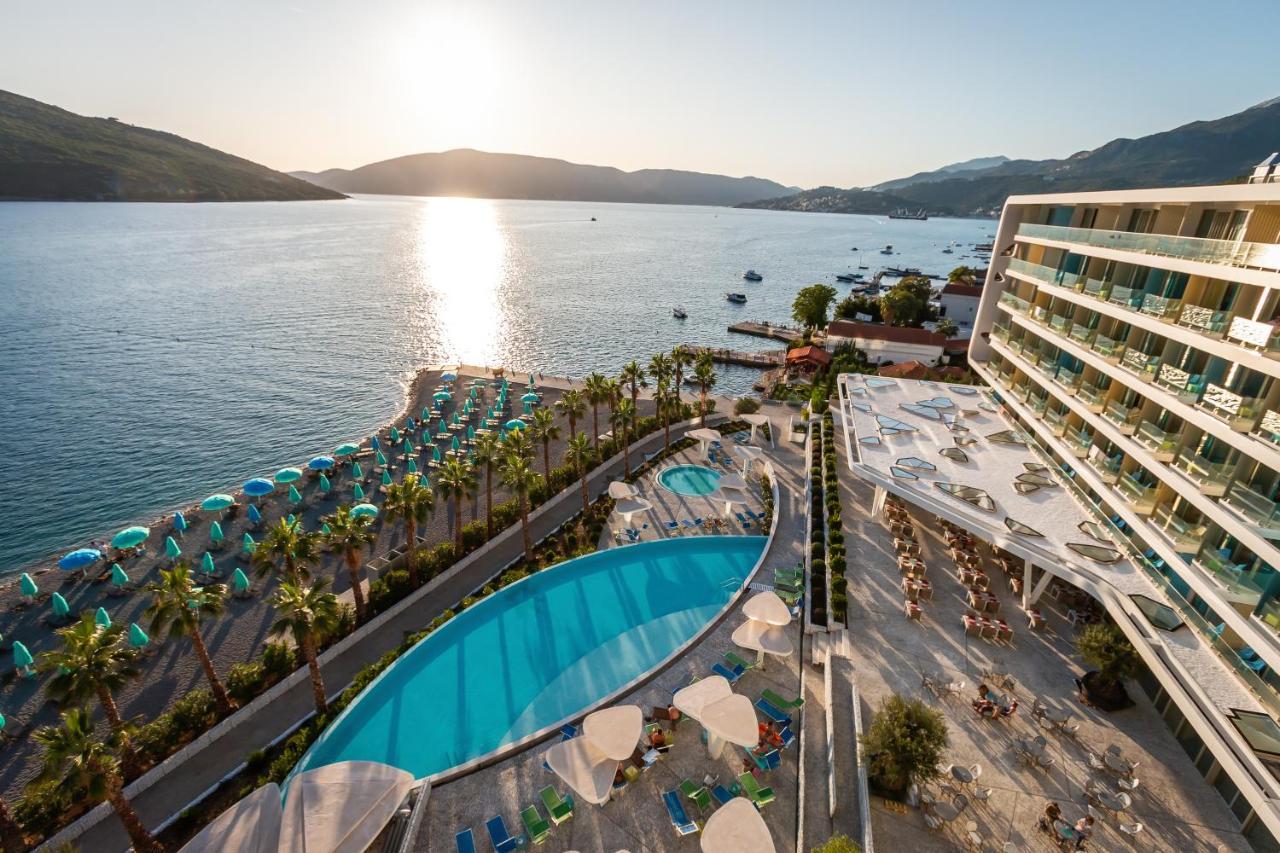 Carine Hotel Kumbor Herceg Novi Exterior foto