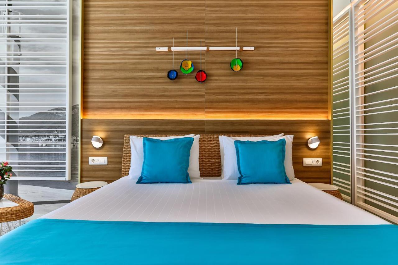 Carine Hotel Kumbor Herceg Novi Exterior foto