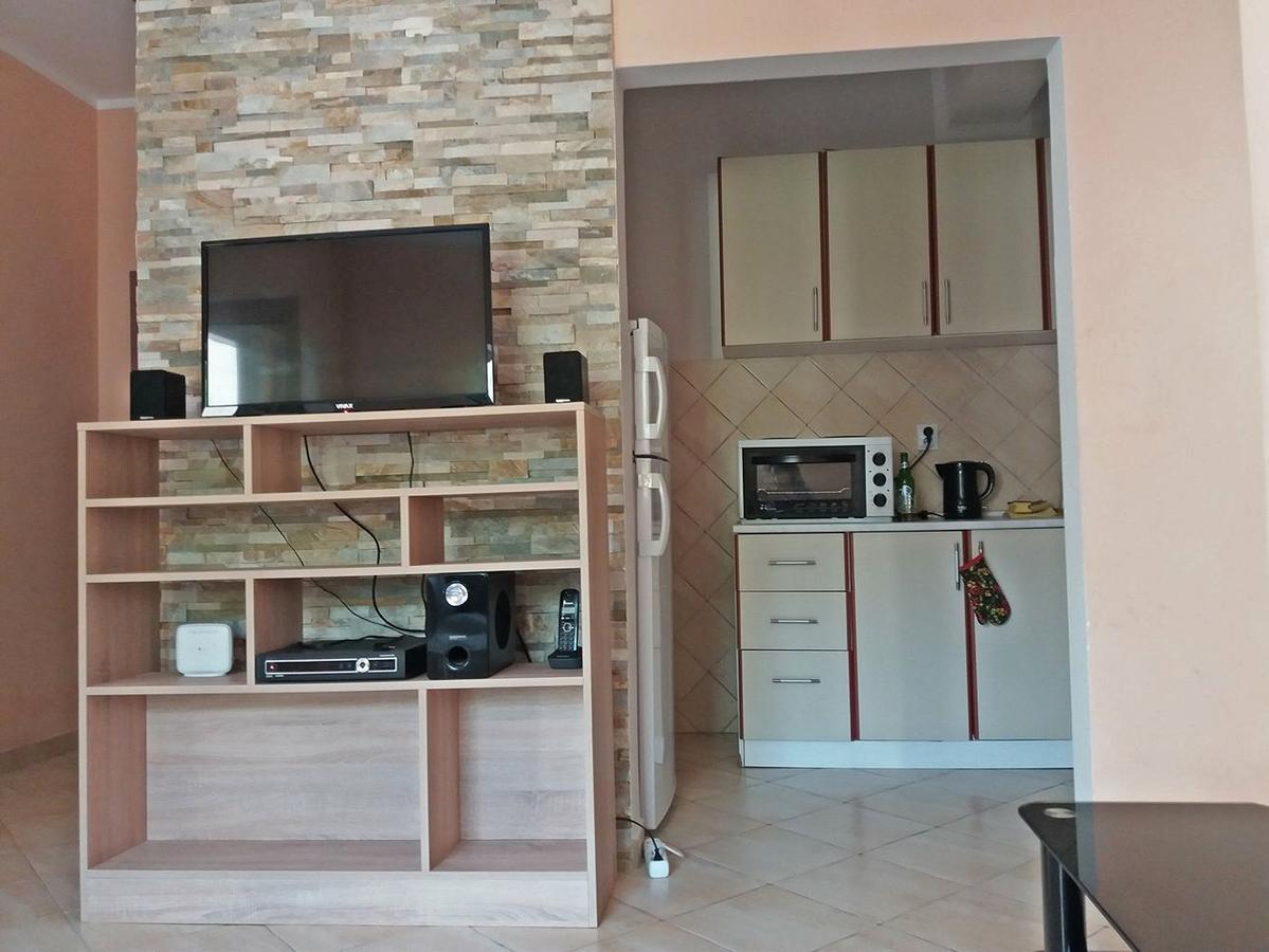 Carine Hotel Kumbor Herceg Novi Exterior foto