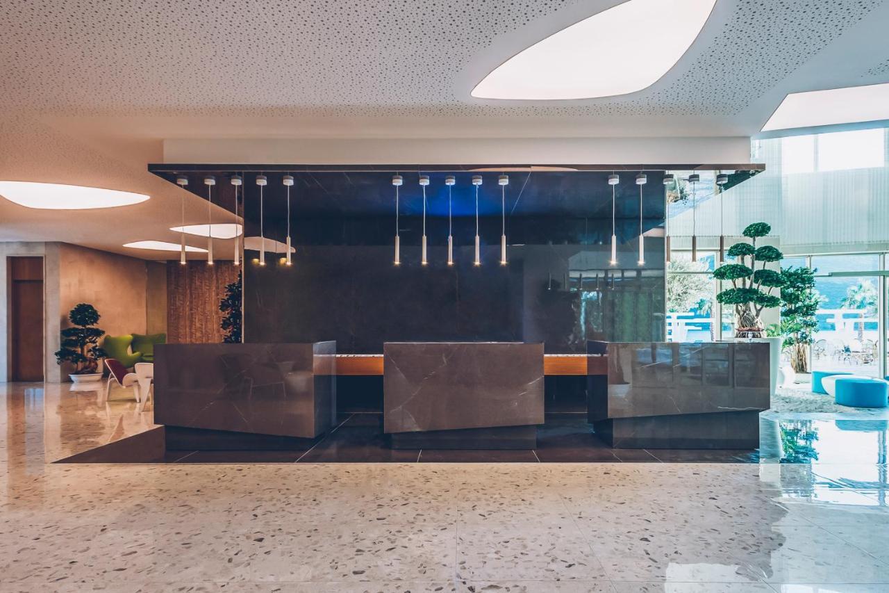 Carine Hotel Kumbor Herceg Novi Exterior foto